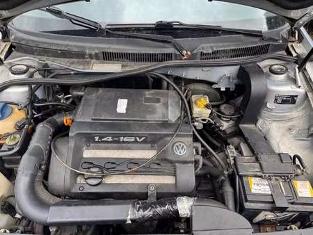 Volkswagen Golf 1.4 75