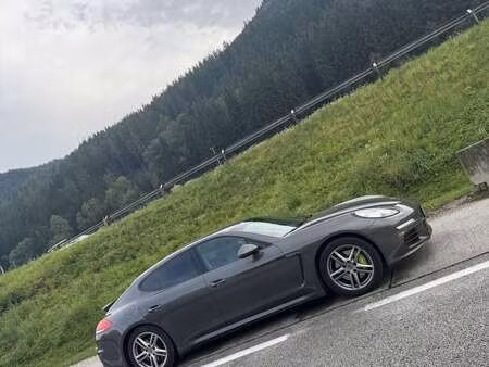 Porsche Panamera V6 3.0 250