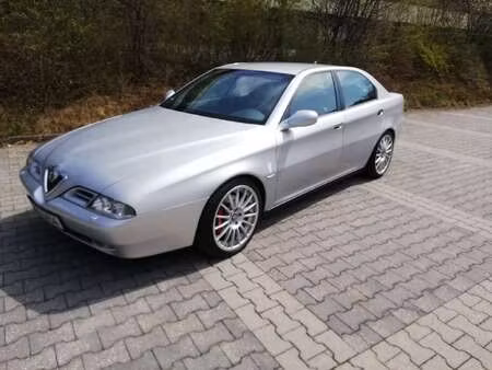 Alfa Romeo 166 V6 3.0 226 Distinctive