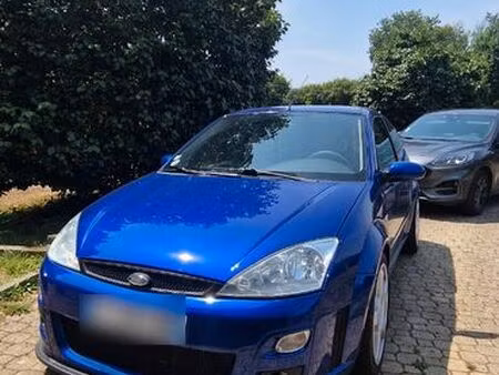 Ford Focus RS 2.0 215