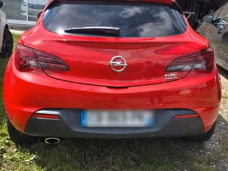 Opel Astra 2.0 165