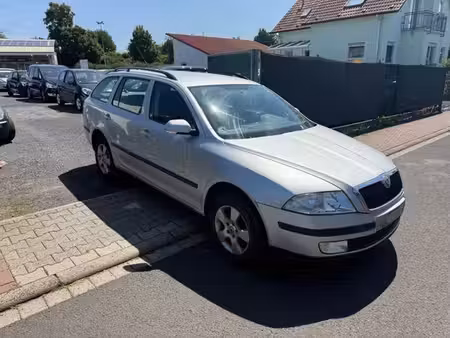 Škoda Octavia 1.9 105 Ambiente 4x4