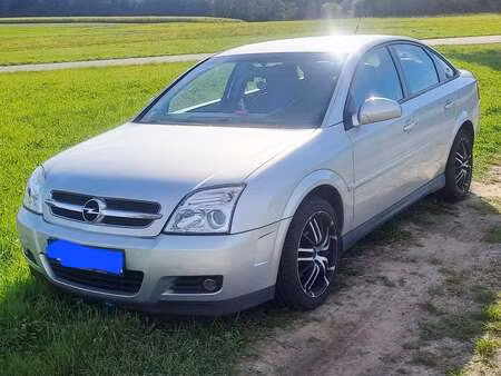Opel Vectra 2.2 155