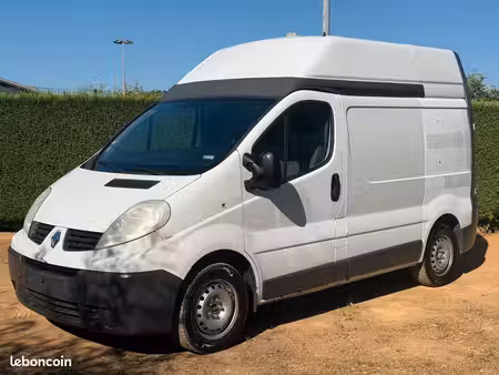 Renault Trafic 2.0 dCi 90