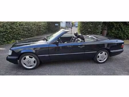 Mercedes-Benz Classe E E 200 136 Final Edition