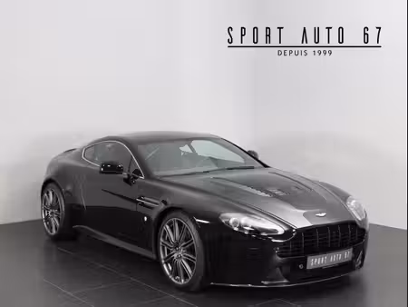 Aston Martin Vantage V12 5.9 517