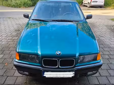 BMW Série 3 318i 1.8 115