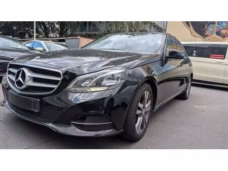 Mercedes-Benz Classe E E 200 2.1 136