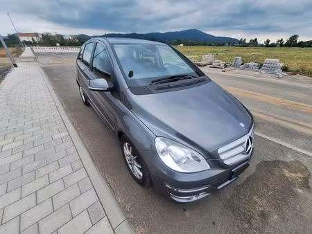 Mercedes-Benz Classe B B 200 2.0 136