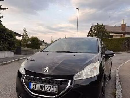 Peugeot 208 1.2 VTi 82 Allure