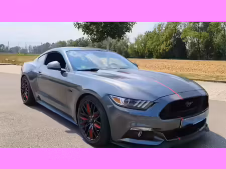 Ford Mustang Fastback V8 5.0 421