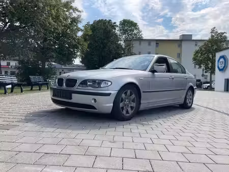 BMW Série 3 320i 2.2 170