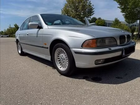 BMW Série 5 535i 3.5 245