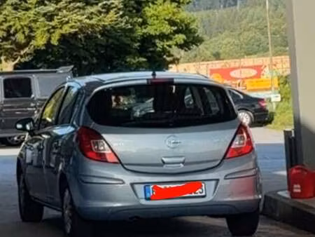 Opel Corsa 1.2 80