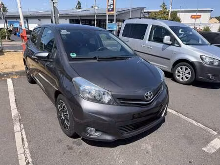Toyota Yaris 1.0 VVT-i 69