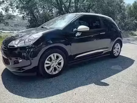DS 3 1.2 PureTech 110 So Chic