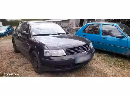 Volkswagen Passat 1.6 100
