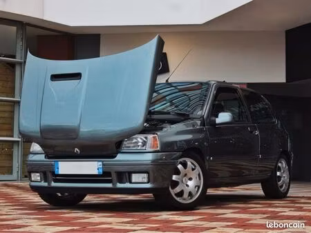 Renault Clio 16S