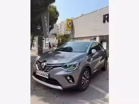 Renault Captur E-Tech 1.6 145 Initiale Paris