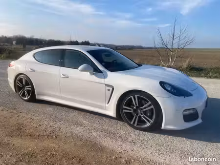 Porsche Panamera 4S V8 4.8 400 4x4