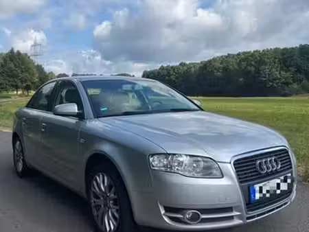 Audi A4 1.6 102