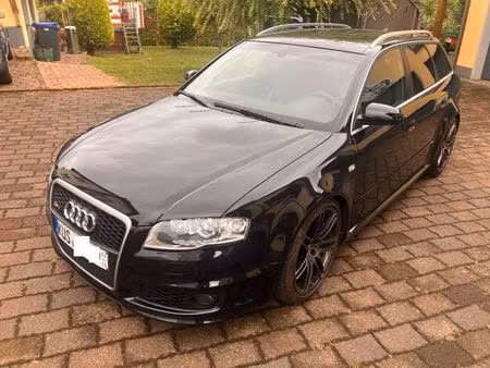 Audi A4 RS4 V8 4.2 FSI 420 quattro