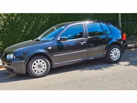 Volkswagen Golf 1.4 75
