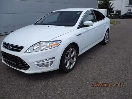Ford Mondeo 1.6 160 Titanium