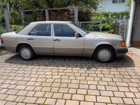 Mercedes-Benz Classe E 260 E