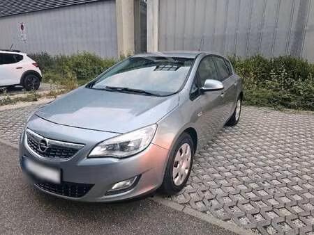 Opel Astra 1.4 Selection