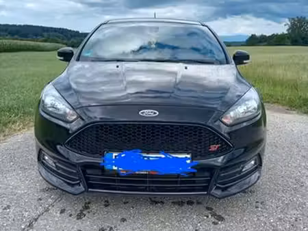 Ford Focus ST 2.0 EcoBoost 250