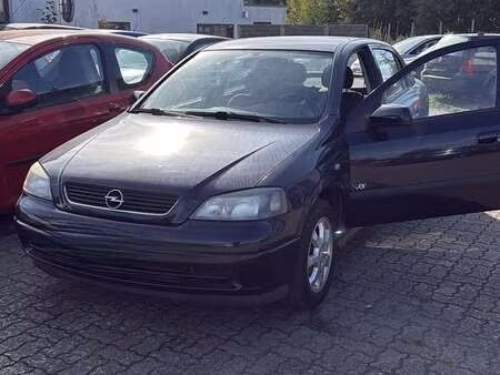Opel Astra 1.6 90 GL