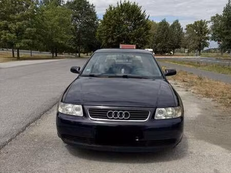 Audi A3 1.6 102 Ambiente
