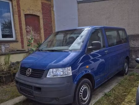 Volkswagen Transporter T5 1.9 TDI 102