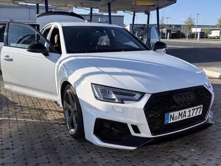 Audi A4 V6 3.0 TDI 272 Sport quattro