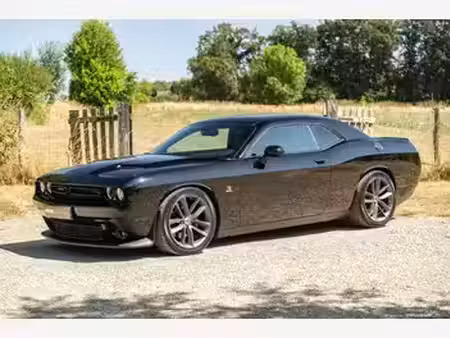 Dodge Challenger RT V8 6.4