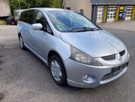 Mitsubishi Grandis 2.4 165 Invite