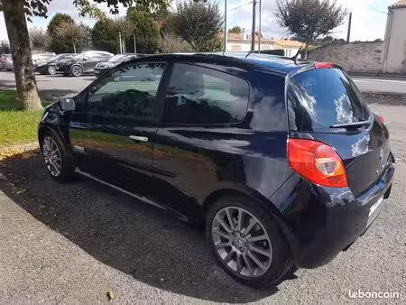 Renault Clio RS 2.0 200