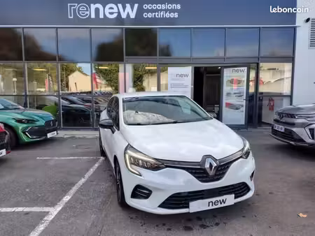 Renault Clio E-Tech 1.6 145 Evolution