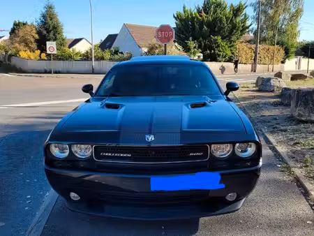 Dodge Challenger SRT V8 6.1