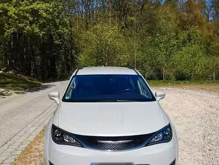 Chrysler Pacifica 