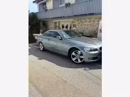 BMW Série 3 325i Luxe