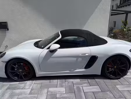 Porsche 718 GTS 2.5 330