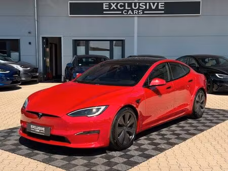Tesla Model S 670 4x4