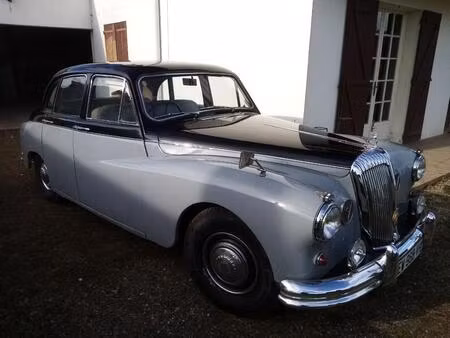 Daimler Majestic 