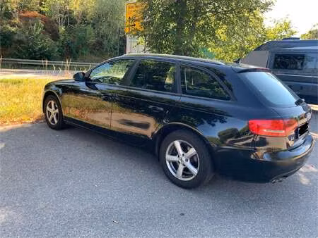 Audi A4 2.0 TDI 120 Attraction