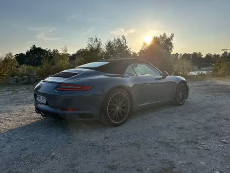 Porsche 911 Carrera 3.0 370