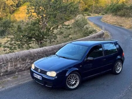 Volkswagen Golf 1.6 TDI 105