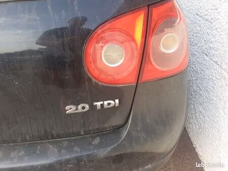 Volkswagen Golf 2.0 TDI 136