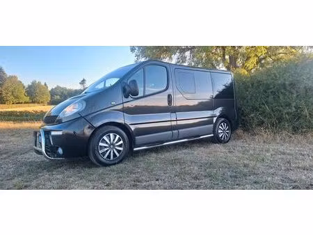 Opel Vivaro 2.5 CDTI 135